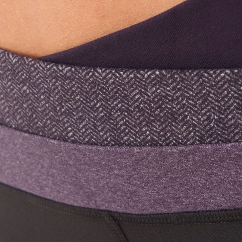 Lululemon Astro Pant (Regular)
Black / Black Swan / Black Swan Herringbone sz8 - Picture 3 of 8